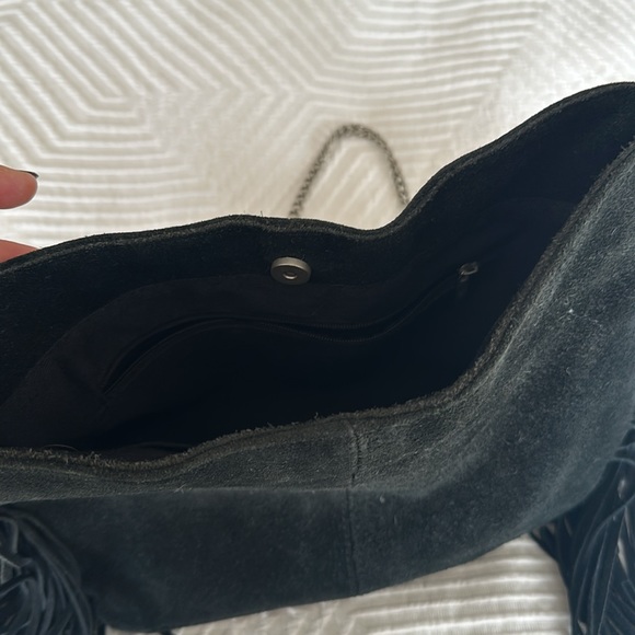 Black fringe purse - Picture 2 of 3
